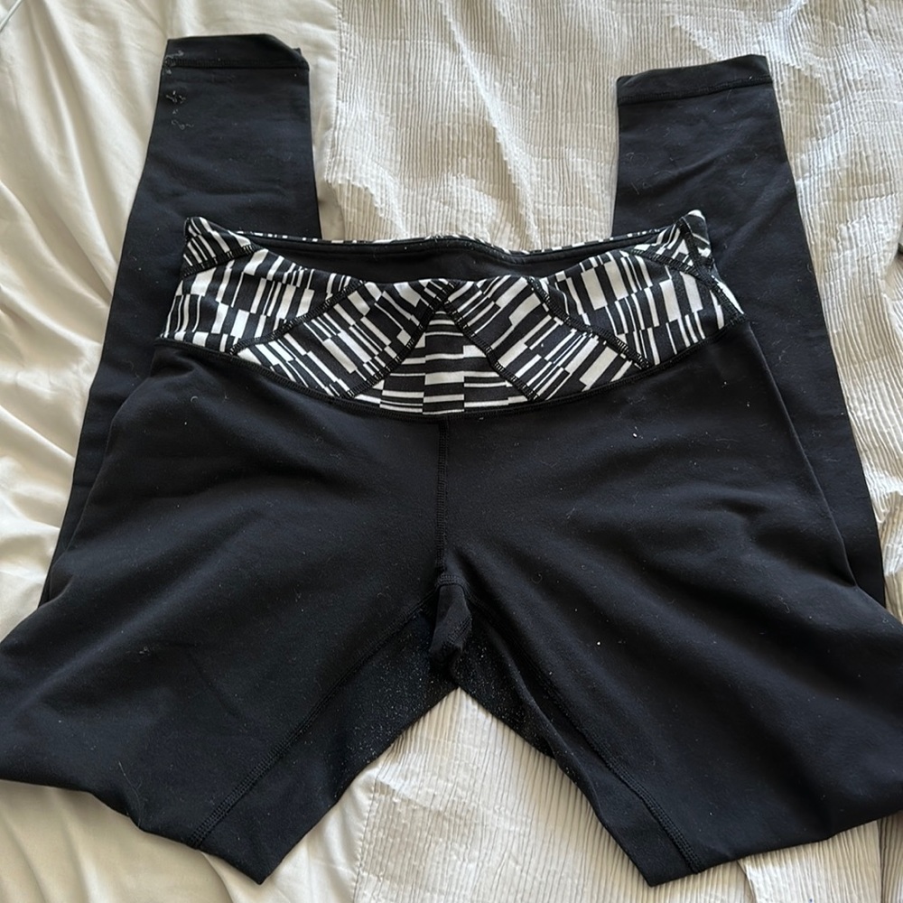 older lululemon leggings